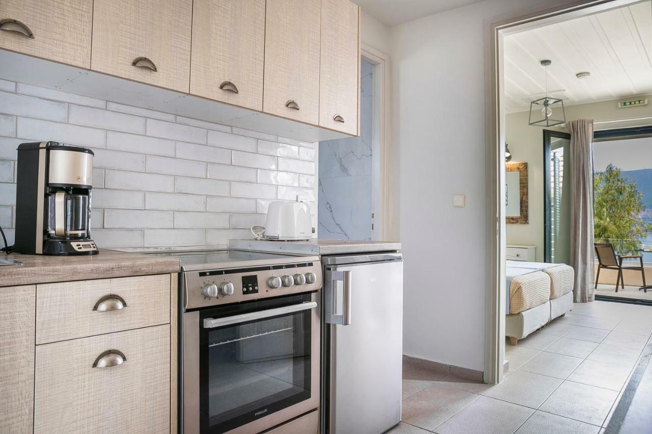 Martini Waterfront Suites 피스카던 외부 사진